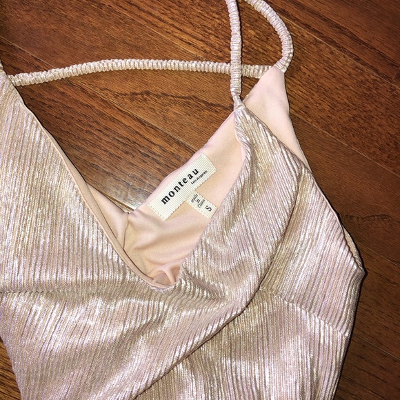 🎀SOLD🎀 Champagne ribbed lightweight midi dress - Picture 3 of 3